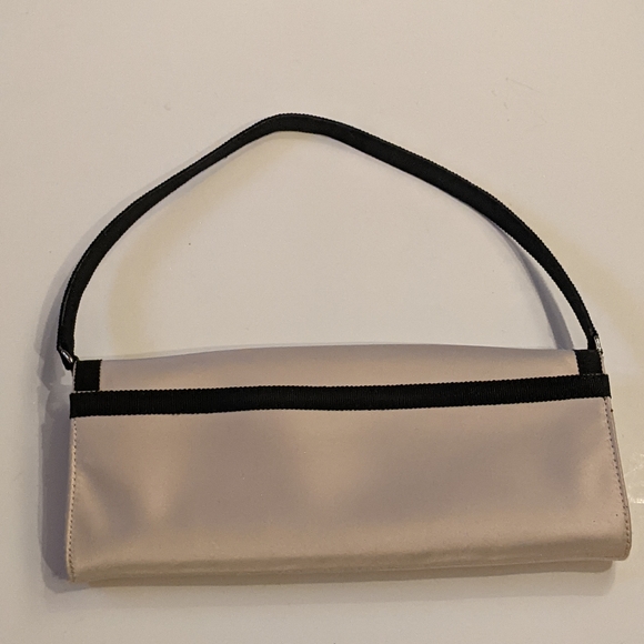 Cream clutch with black ribbon accents, Banana Republic - Picture 3 of 4